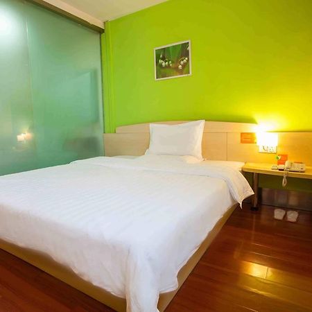 7Days Inn Shantou Jin Yuan Road Δωμάτιο φωτογραφία